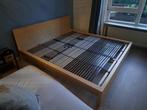 Gratis badframe en lattenbodem (180x200), Huis en Inrichting, Slaapkamer | Bedden, Ophalen, Gebruikt, Bruin, Tweepersoons