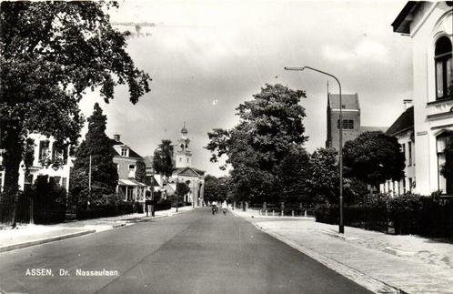 Assen, Dr. Nassaulaan - fiets - 1964 gelopen, Verzamelen, Ansichtkaarten | Nederland, Gelopen, Drenthe, 1960 tot 1980, Ophalen of Verzenden