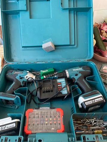 Makita Accuboormachine Combi-Set DK1497 beschikbaar voor biedingen