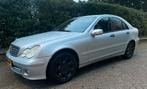 Mercedes-Benz C-Klasse 1.8 C180 Kompr Sedan AUT 2007 Grijs, Auto's, Automaat, 74 €/maand, Zwart, 1796 cc