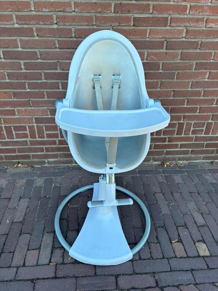 Kinderstoel Bloom fresco wit/grijs, in zeer goede staat!, Kinderen en Baby's, Kinderstoelen, Gebruikt, Meegroeistoel, Aanschuifbaar