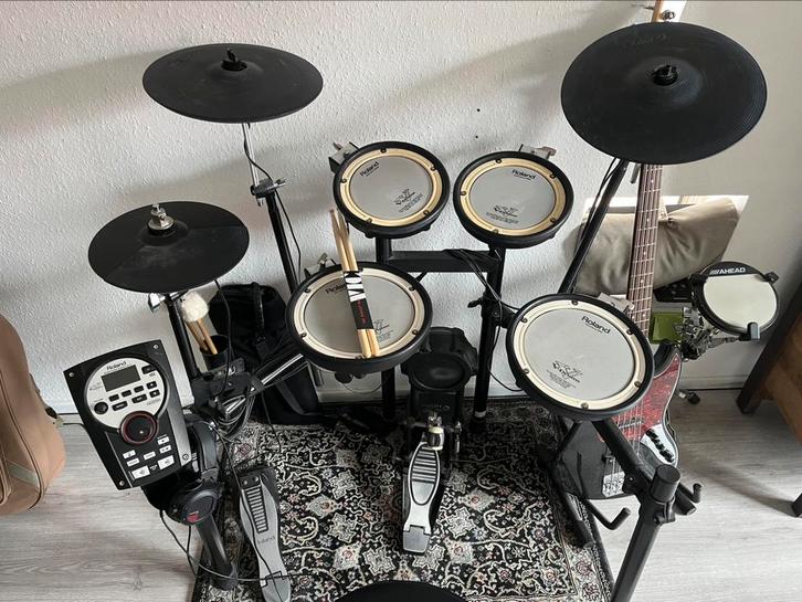 Roland TD-11 Elektrisch Drumstel, Muziek en Instrumenten, Drumstellen en Slagwerk, Gebruikt, Roland, Ophalen