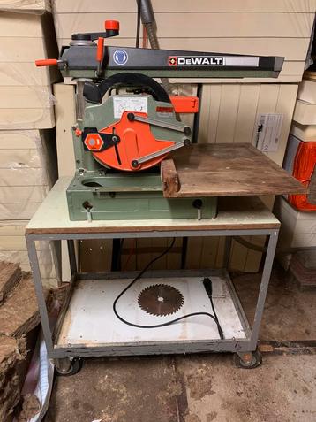 DeWalt DW1251 radiaalzaagtafel met, of zonder stof afzuiger beschikbaar voor biedingen