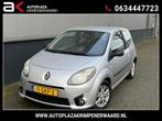 Renault Twingo 1.2-16V Dynamique Nieuwe apk Nap, Auto's, Renault, Voorwielaandrijving, Twingo, Gebruikt, 31 €/maand