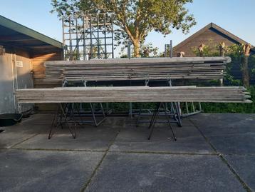 Oude gebruikte steigerdelen  beschikbaar voor biedingen
