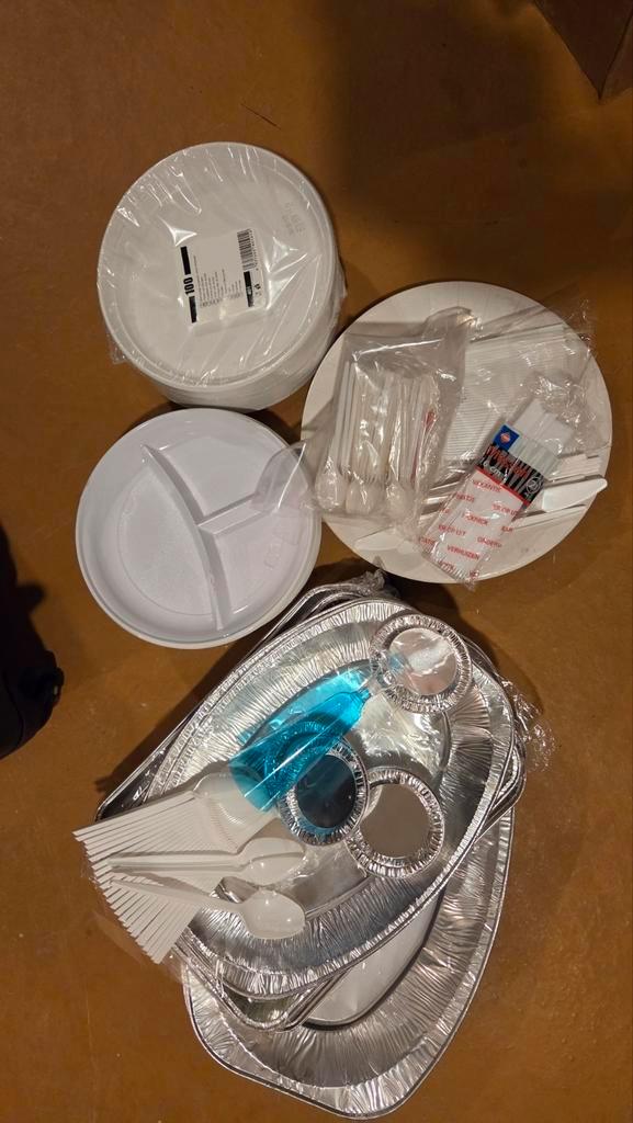 Feestpakket: Borden, Bestek, Glazen & Schalen, Huis en Inrichting, Keuken | Keukenbenodigdheden, Ophalen