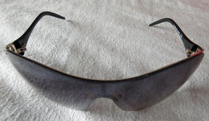 zonnebril 3 vintage retro jaren 90, Sieraden, Tassen en Uiterlijk, Zonnebrillen en Brillen | Dames, Nieuw, Zonnebril, Overige merken