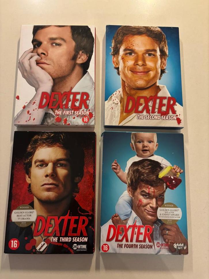 Dexter seizoen 1-4 dvd boxset showtime series set!, Cd's en Dvd's, Dvd's | Tv en Series, Zo goed als nieuw, Thriller, Boxset, Vanaf 16 jaar