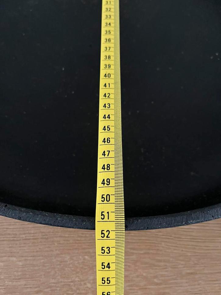 Zwarte stenen dienblad/ schaal, Huis en Inrichting, Woonaccessoires | Schalen en Manden, Zo goed als nieuw, Rond, Overige materialen