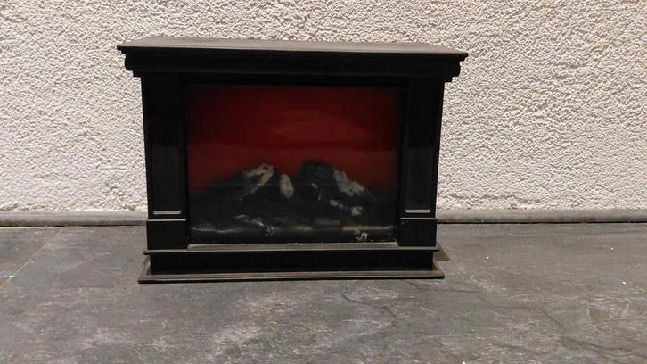 Kleine haard op batterijen, Huis en Inrichting, Haarden, Gebruikt, Elektrische haard, Ophalen of Verzenden