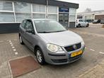 Volkswagen Polo 1.2 44KW 2007 Grijs, Auto's, Voorwielaandrijving, 989 kg, 1198 cc, Bedrijf