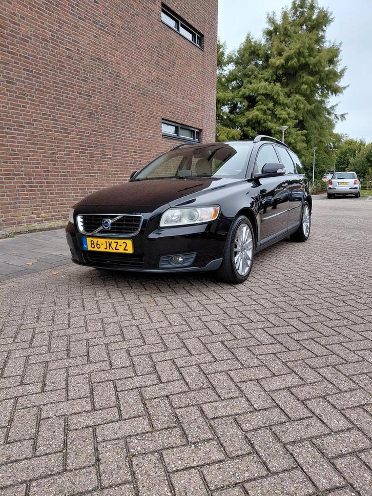 Volvo V50 1.8 2009 leder navigatie cruise controle nwe Apk, Auto's, Volvo, Bedrijf, V50, ABS, Airbags, Airconditioning, Alarm