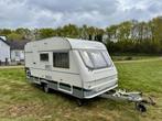 Chateau Calista CHATEAU CALISTA 390 TZF (999661), Caravans en Kamperen, Caravans, Chateau, Schokbreker, Treinzit, 750 - 1000 kg