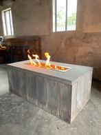 Grote eiken vuurtafel betonnen blad 165x65x52, Ophalen, Zo goed als nieuw