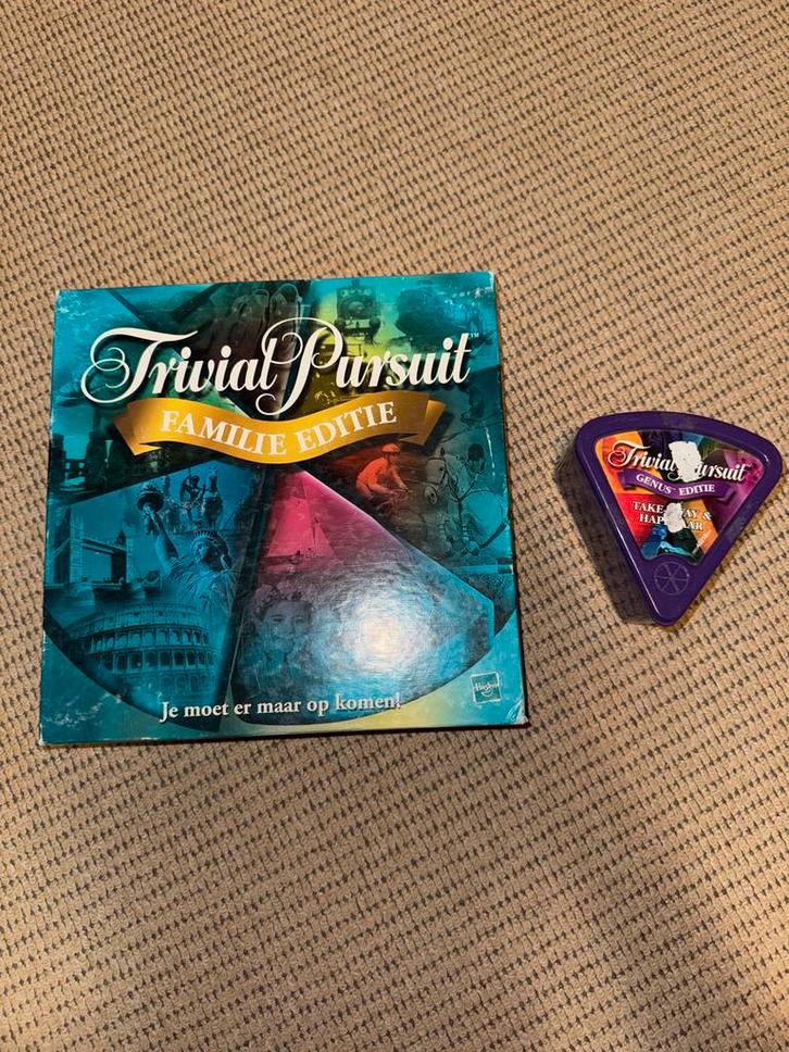 Trivial Pursuit Familie & Genius Editie, Hobby en Vrije tijd, Gezelschapsspellen | Bordspellen, Gebruikt, Drie of vier spelers