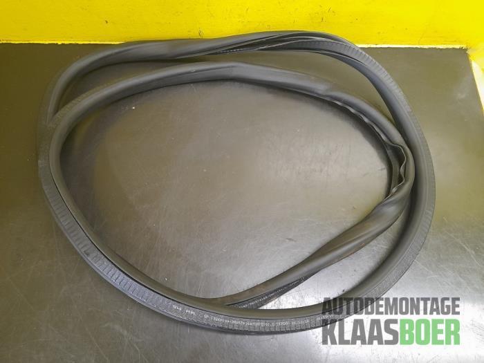 Portierrubber 4Deurs rechts-achter van een Opel Astra, Auto-onderdelen, Carrosserie en Plaatwerk, Opel, Gebruikt, 6 maanden garantie