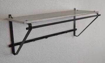 Vintage metalen kapstok metaal Pilastro Tomado stijl beschikbaar voor biedingen