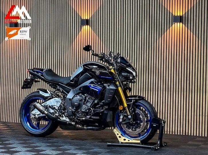 YAMAHA MT 10 SP - Gilles - Sc project - Vol opties, Motoren, Motoren | Yamaha, Bedrijf, Naked bike, meer dan 35 kW, 4 cilinders