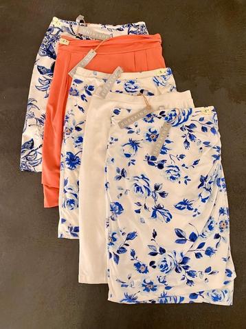 i192 Mt M=38/40 Diverse rokken: nieuw Susskind rok wit/blauw beschikbaar voor biedingen