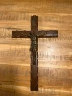 Antiek Kapelkruis met Bronzen Corpus Christi, Ophalen