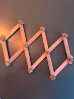 Kapstok meetlat vintage, Huis en Inrichting, Woonaccessoires | Kapstokken, Wandkapstok, Ophalen of Verzenden, Zo goed als nieuw