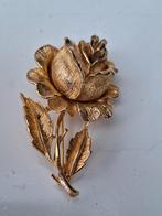 Roos broche vintage goldtone 6 x 3 cm gewicht 34 gram, Overige materialen, 4 tot 7 cm, Gebruikt, Ophalen of Verzenden