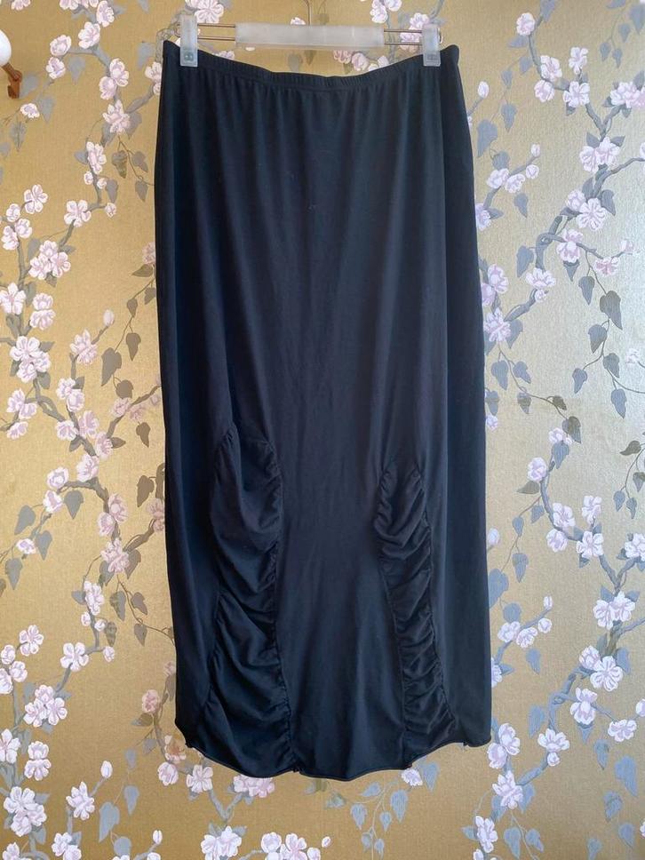 Rundholz DIP smalle rok zwart, Kleding | Dames, Rokken, Zo goed als nieuw, Maat 42/44 (L), Zwart, Onder de knie, Verzenden