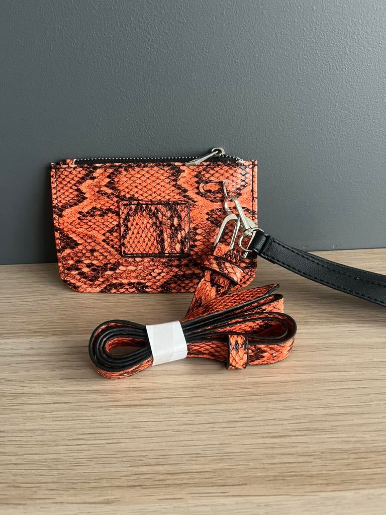 Pasjes /portomonnee lange schouderband nieuw, Ophalen of Verzenden, Nieuw, Oranje, Overige merken