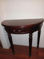 Tafel - in zeer goede staat, Huis en Inrichting, Tafels | Sidetables, Gebruikt, Ophalen of Verzenden, Overige vormen, 25 tot 50 cm