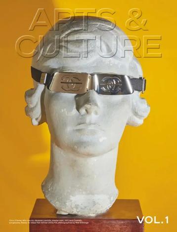 Chanel Arts&Culture Magazine Vol.1 beschikbaar voor biedingen
