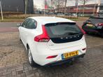 Volvo V40 1.6 T2 120pk Kinetic Climate-Cruisecontrol Navigat, Auto's, Volvo, Voorwielaandrijving, Gebruikt, 4 cilinders, Wit