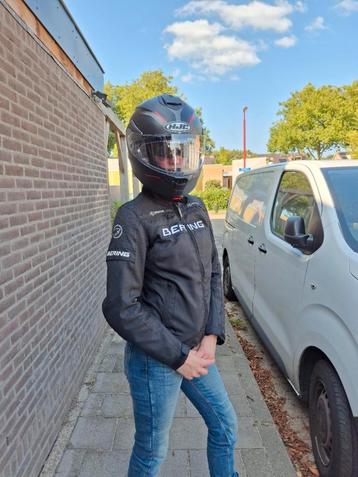 Bering Lady Karess beschikbaar voor biedingen