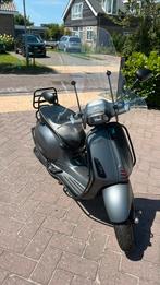 Vespa s mat grijs, Fietsen en Brommers, Scooters | Vespa, Ophalen, Gebruikt, Vespa S, Benzine
