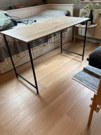 Bureau (Jysk), Huis en Inrichting, Bureaus, Ophalen of Verzenden, Zo goed als nieuw