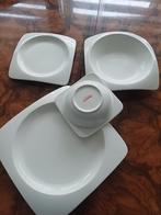 Schafer servies 12 personen, Huis en Inrichting, Keuken | Servies, Ophalen, Zo goed als nieuw, Porselein, Overige stijlen