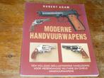 Moderne handvuurwapens (Militair/civiele pistolen ea), Verzamelen, Ophalen of Verzenden, Landmacht, Overige gebieden, Boek of Tijdschrift