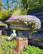 Gietijzeren tuinvazen tuinvaas bloempot bloembak op sokkel, Tuin en Terras, Tuinvazen, Nieuw, Ophalen of Verzenden