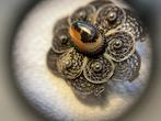 Antieke zilveren broche, Sieraden, Tassen en Uiterlijk, Antieke sieraden, Ophalen of Verzenden, Zilver, Broche, Met edelsteen