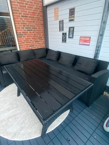 Lounge Tafel beschikbaar voor biedingen