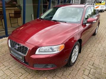 Volvo V70 2.5FT Momentum Automaat !-! ACTIE PRIJS !-! beschikbaar voor biedingen