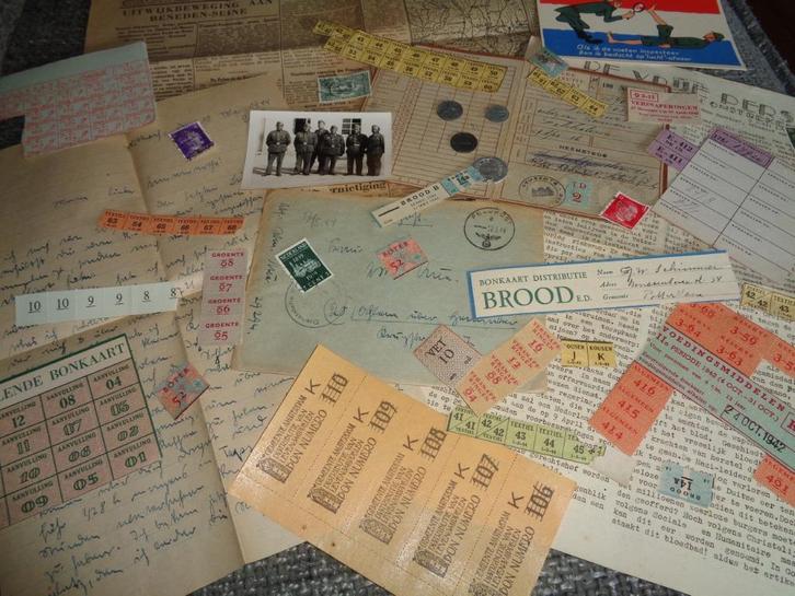 Set 5 Oorlog wo2 bonnen geld munt krant foto document ww2, Verzamelen, Militaria | Tweede Wereldoorlog, Boek of Tijdschrift, Nederland