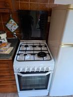 Indesit fornuis en oven, Witgoed en Apparatuur, Ophalen, Gebruikt, 4 kookzones, Gas