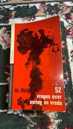 Vragen over oorlog en vrede, Ophalen of Verzenden, Gelezen, Spiritualiteit algemeen, Achtergrond en Informatie