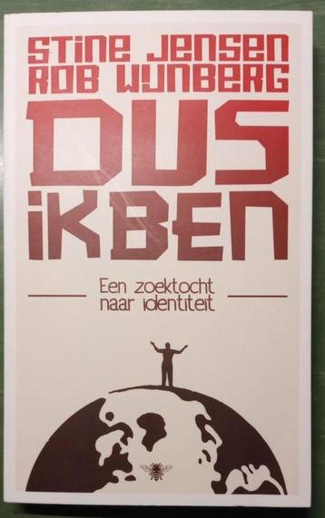 Dus ik ben - Stine Jensen beschikbaar voor biedingen