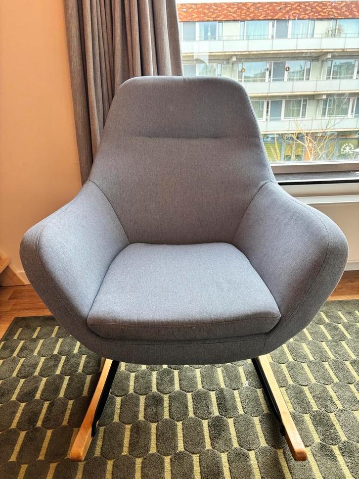 Grijze Schommelstoel, Huis en Inrichting, Stoelen, Gebruikt, Eén, Hout, Grijs, Ophalen