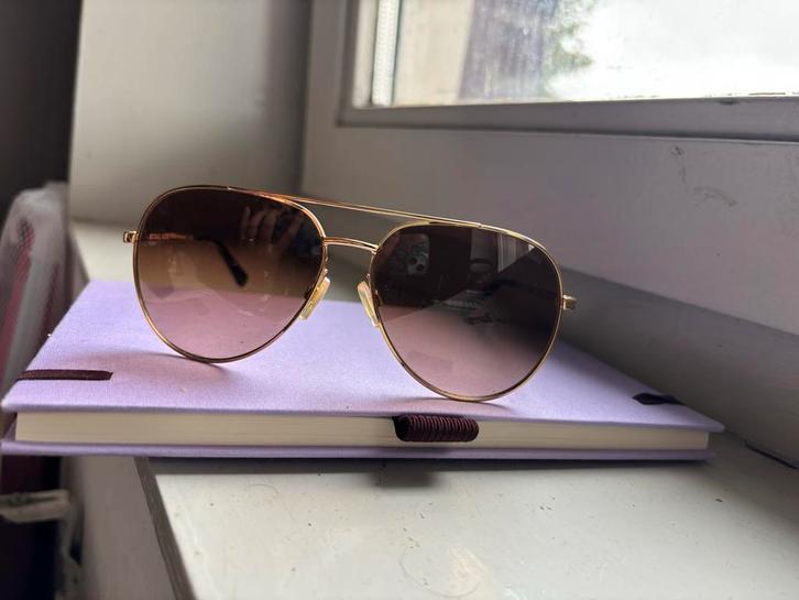 Michael Kors Zonnebril - Stijlvol & Beschermend, Sieraden, Tassen en Uiterlijk, Zonnebrillen en Brillen | Dames, Gebruikt, Zonnebril