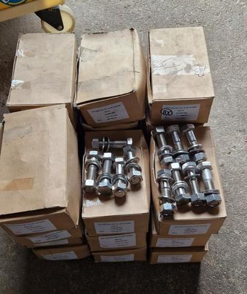 Bouten sets  beschikbaar voor biedingen