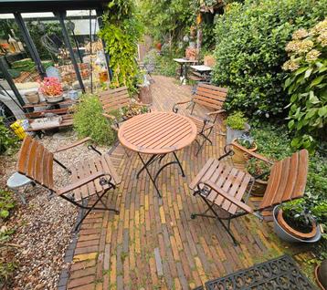 Gietijzeren klassiek tuinset beschikbaar voor biedingen