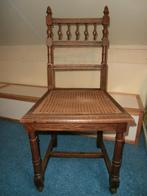 Antieke Franse Henri II stoel, Antiek en Kunst, Antiek | Meubels | Stoelen en Banken, Ophalen