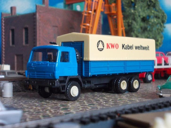 Tatra 815 platte bakwagen met huif - Permot KWO Kabel, Hobby en Vrije tijd, Modelauto's | 1:87, Nieuw, Ophalen of Verzenden
